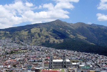 Il vulcano Pichincha da Quito
